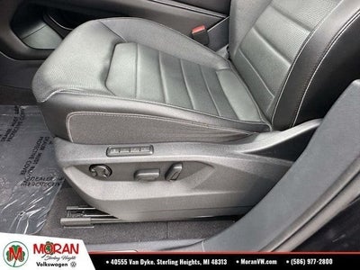 2024 Volkswagen Atlas Cross Sport 2.0T SEL R-Line