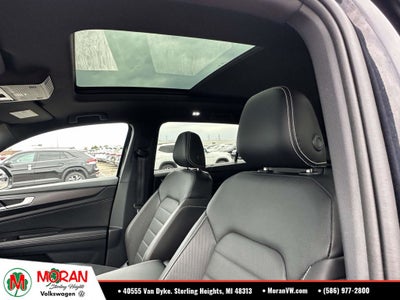 2024 Volkswagen Atlas Cross Sport 2.0T SEL R-Line