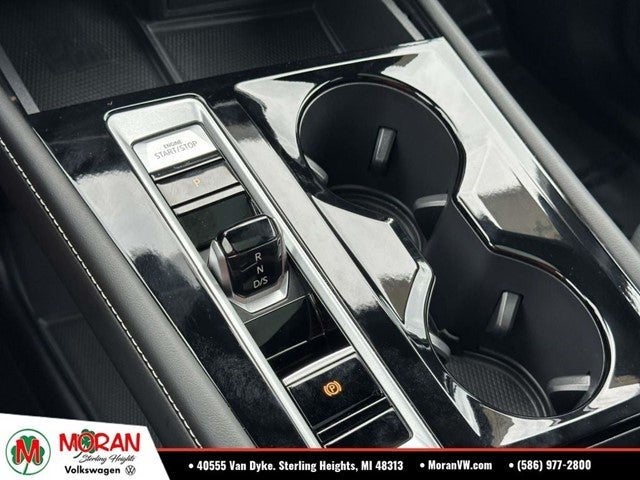 2024 Volkswagen Atlas Cross Sport 2.0T SEL R-Line