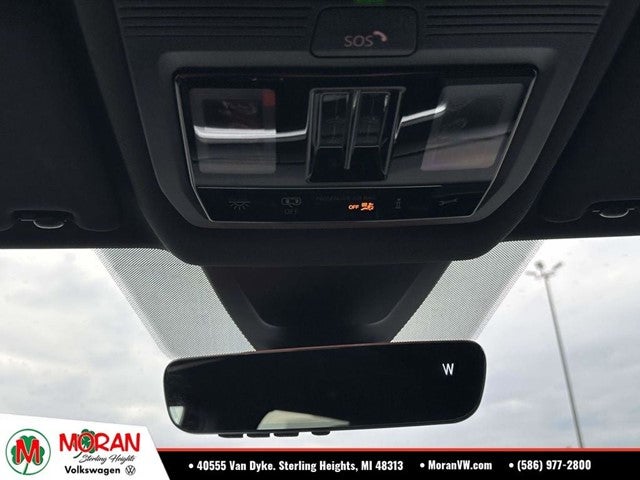 2024 Volkswagen Atlas Cross Sport 2.0T SEL R-Line