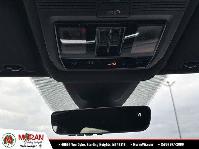 2024 Volkswagen Atlas Cross Sport 2.0T SEL R-Line