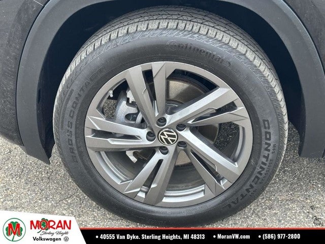 2024 Volkswagen Atlas Cross Sport 2.0T SEL R-Line