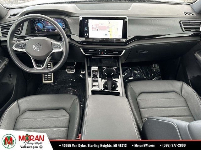 2025 Volkswagen Atlas Cross Sport 2.0T SEL R-Line Black