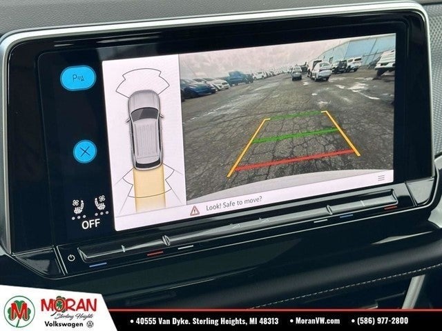 2025 Volkswagen Atlas Cross Sport 2.0T SEL R-Line Black