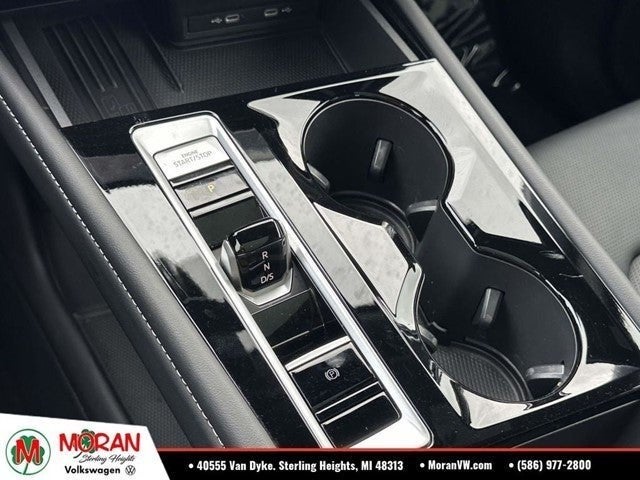 2025 Volkswagen Atlas Cross Sport 2.0T SEL R-Line Black