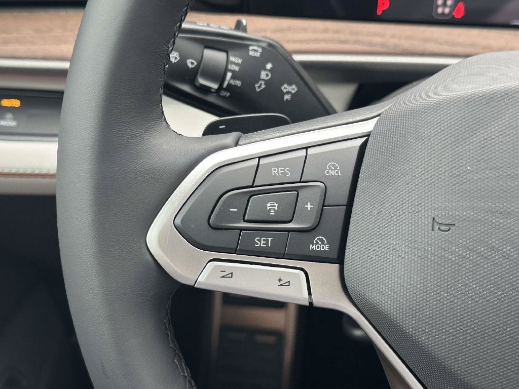 2027 Volkswagen Atlas SEL Premium R-Line
