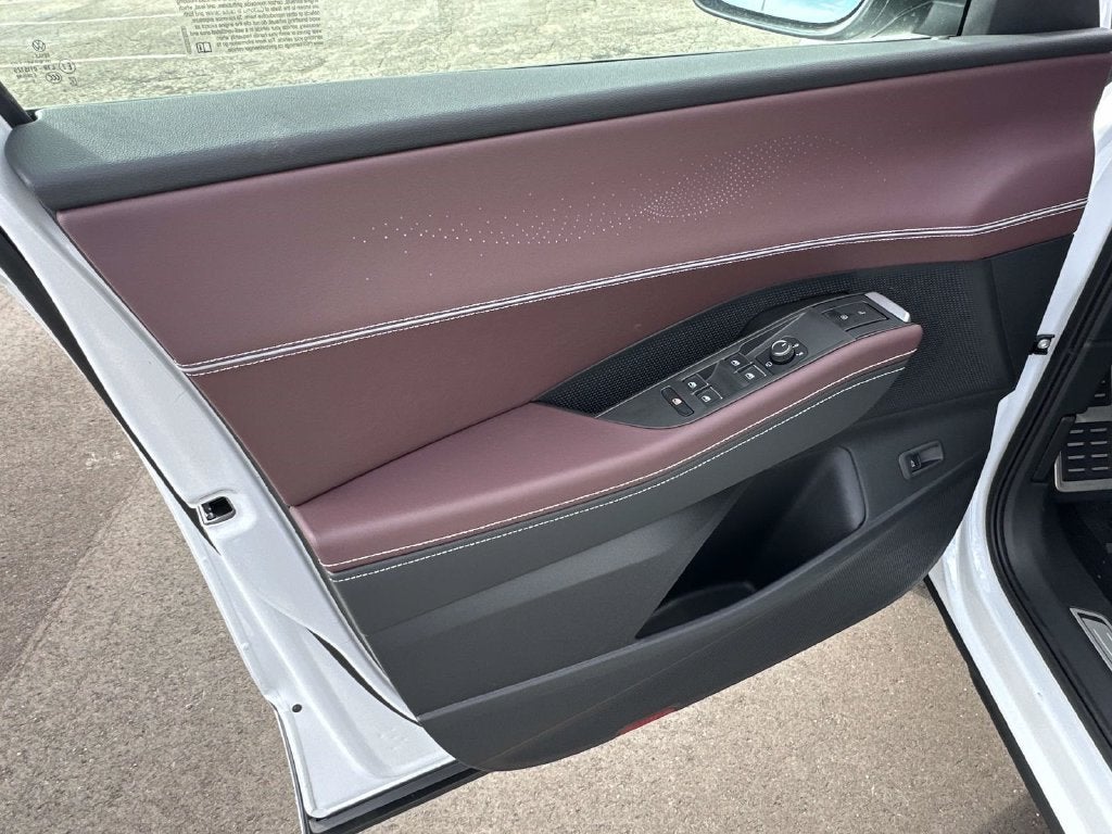 2027 Volkswagen Atlas SEL Premium R-Line