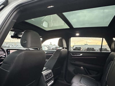 2026 Volkswagen Atlas Cross Sport SEL Premium R-Line