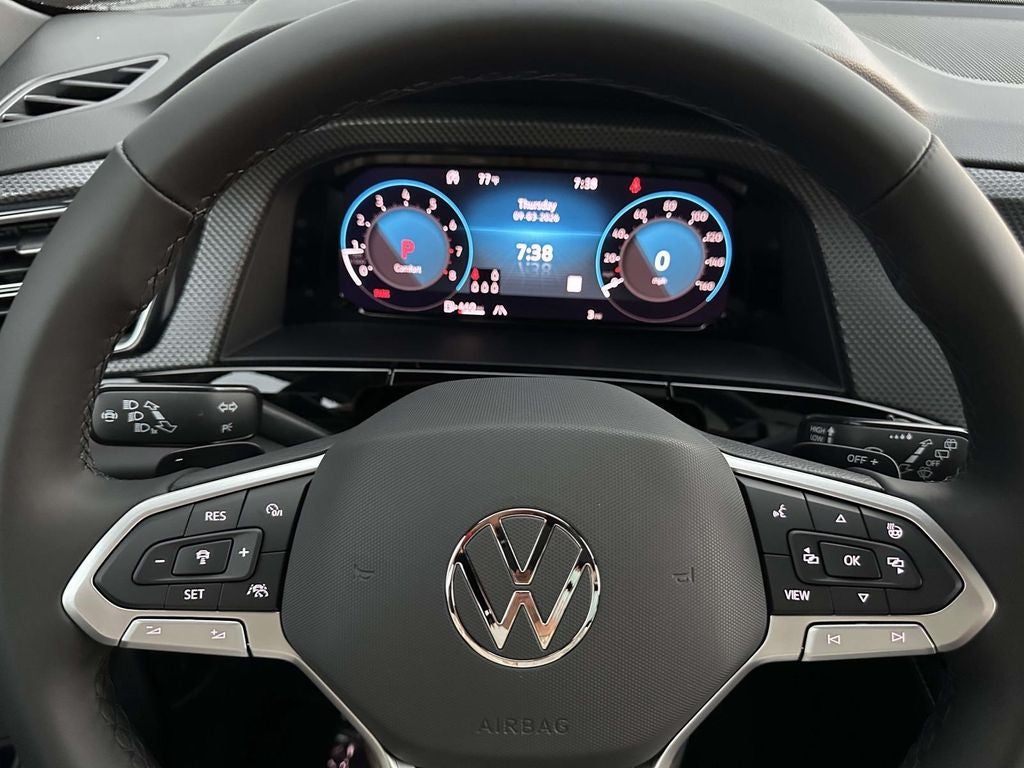 2026 Volkswagen Atlas Cross Sport SEL Premium R-Line