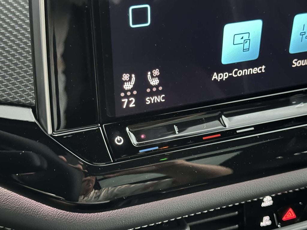 2026 Volkswagen Atlas Cross Sport SEL Premium R-Line