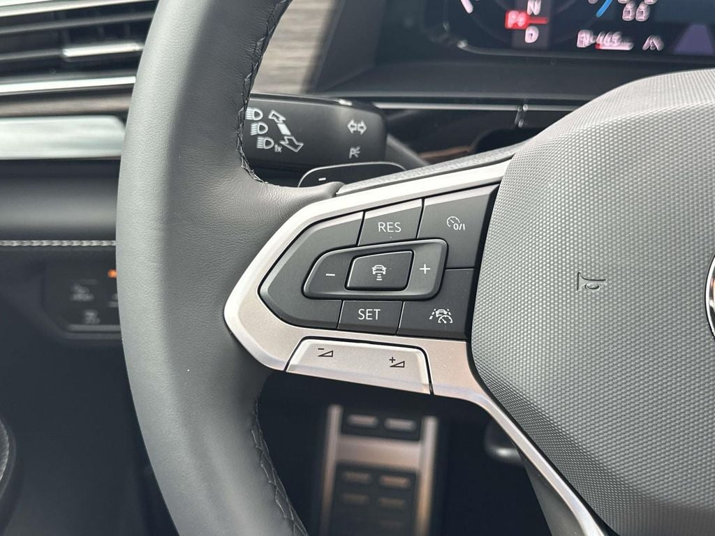 2026 Volkswagen Atlas Cross Sport SEL Premium R-Line