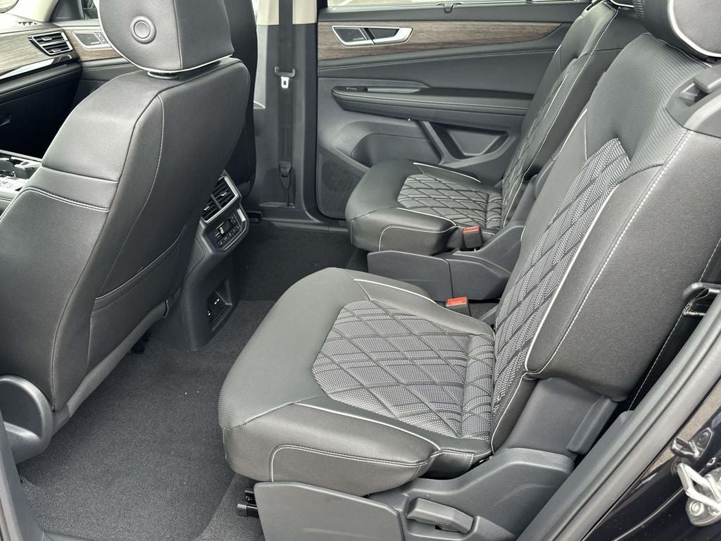 2026 Volkswagen Atlas Cross Sport SEL Premium R-Line