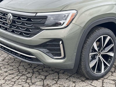 2026 Volkswagen Atlas Cross Sport 2.0T SEL Premium R-Line