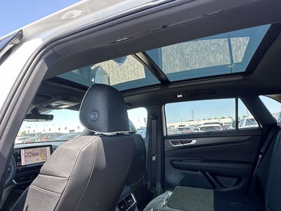 2026 Volkswagen Atlas Cross Sport 2.0T SEL Premium R-Line