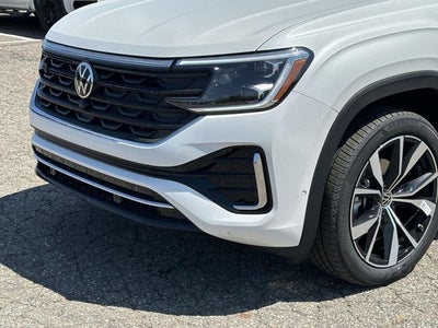 2026 Volkswagen Atlas Cross Sport 2.0T SEL Premium R-Line