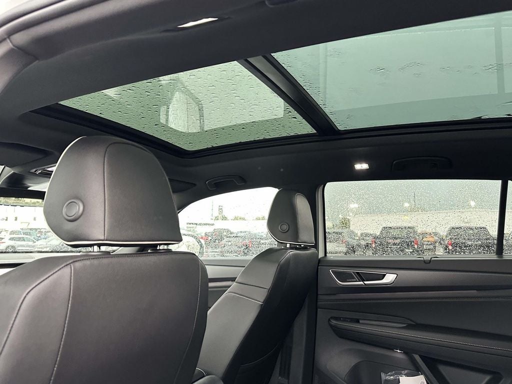 2026 Volkswagen Atlas Cross Sport SEL Premium R-Line