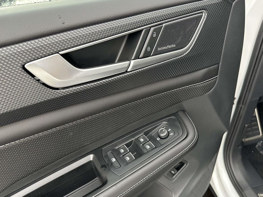2026 Volkswagen Atlas Cross Sport SEL Premium R-Line