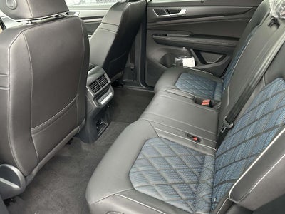 2026 Volkswagen Atlas Cross Sport SEL Premium R-Line