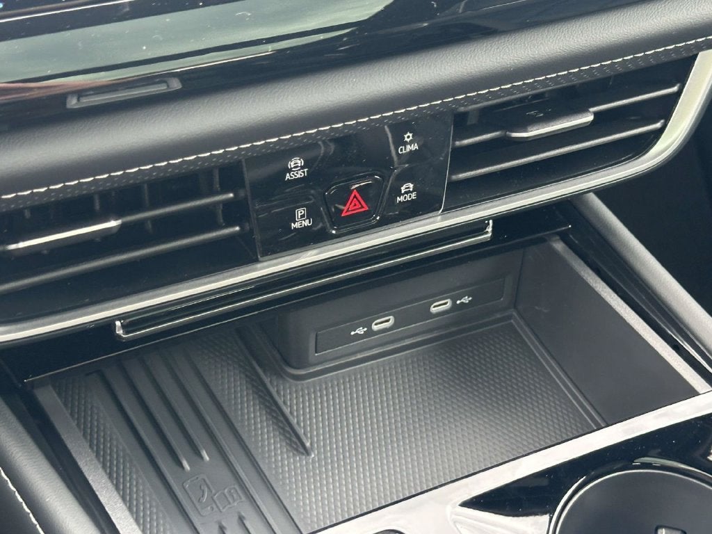 2026 Volkswagen Atlas Cross Sport SEL Premium R-Line