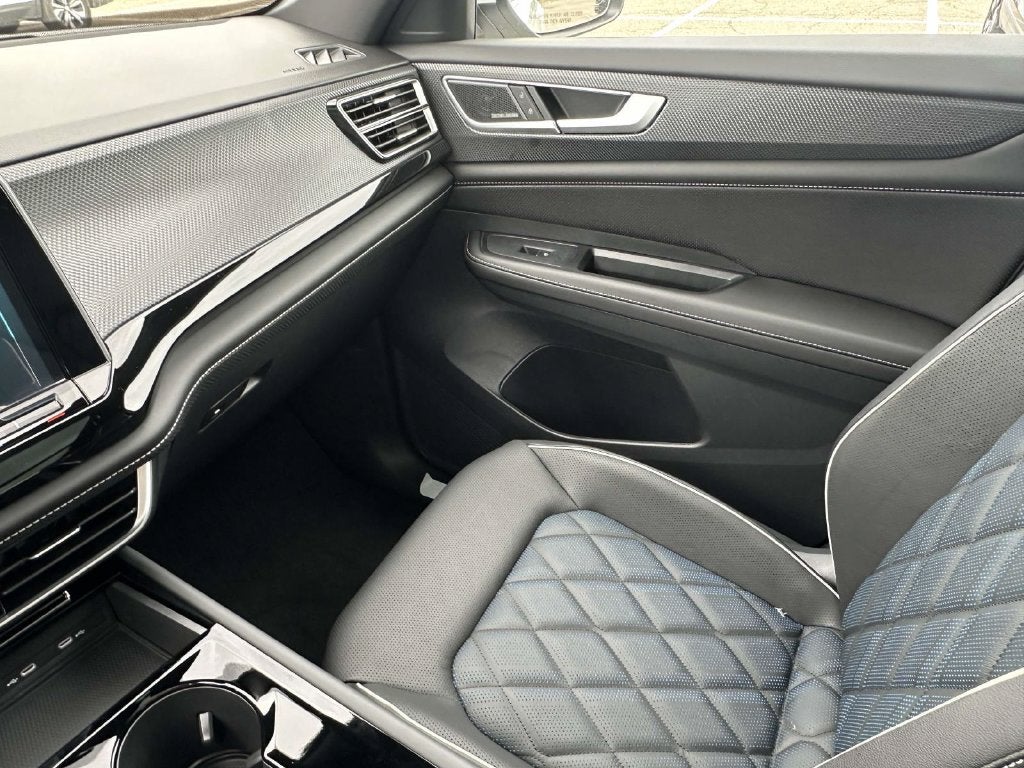 2026 Volkswagen Atlas Cross Sport SEL Premium R-Line