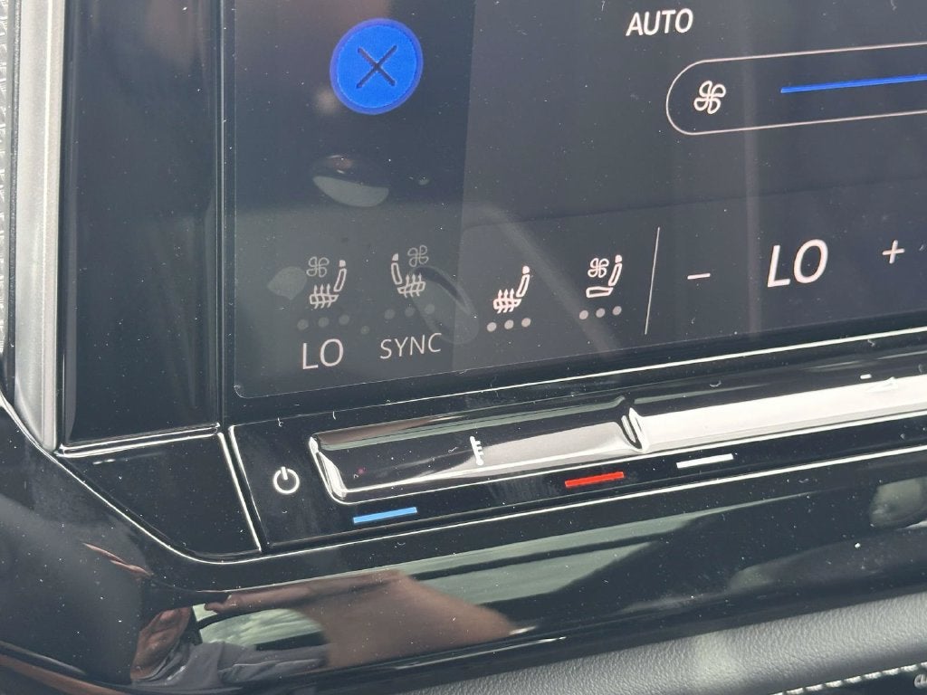 2026 Volkswagen Atlas Cross Sport SEL Premium R-Line