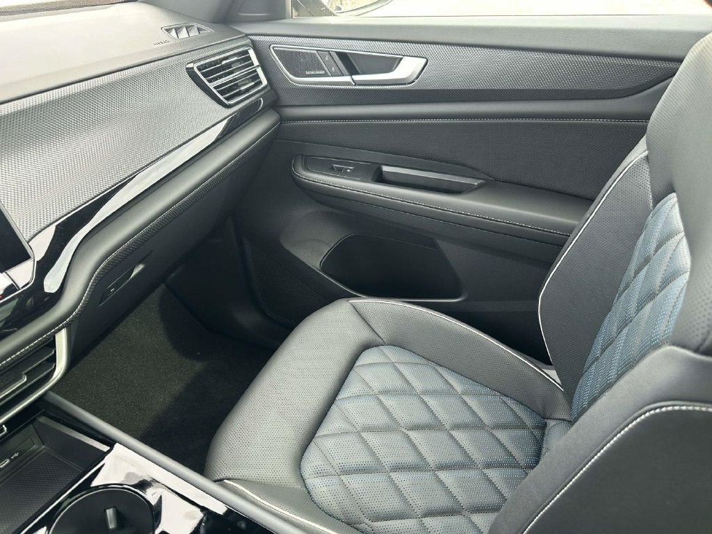 2026 Volkswagen Atlas Cross Sport SEL Premium R-Line
