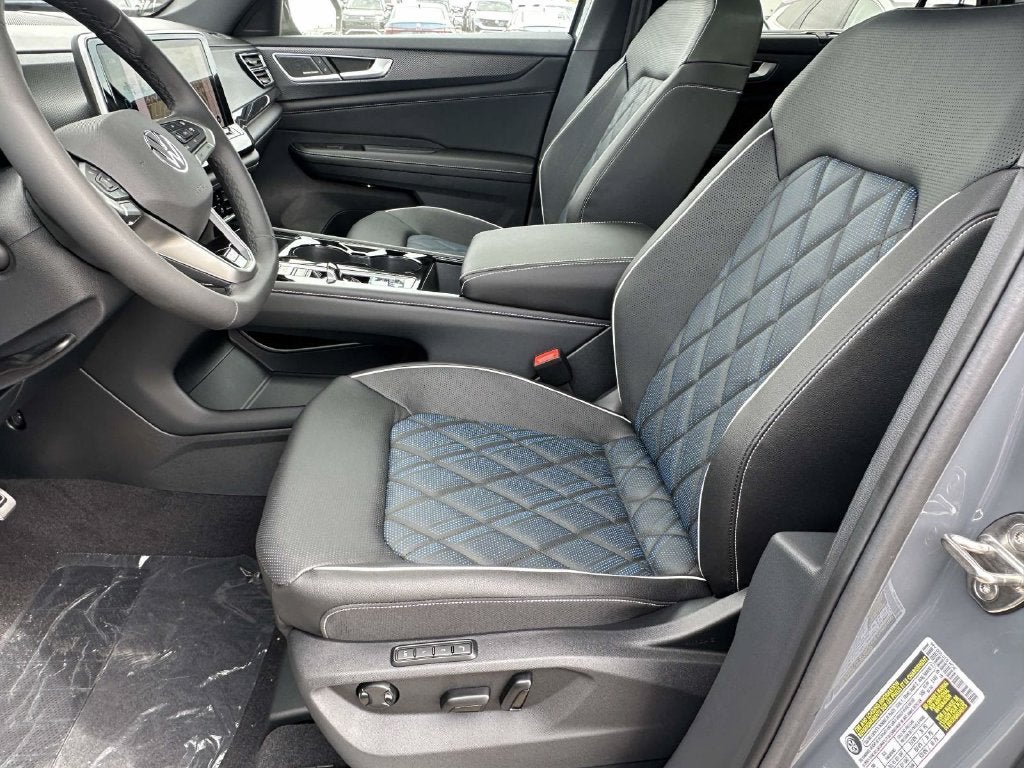 2026 Volkswagen Atlas Cross Sport SEL Premium R-Line