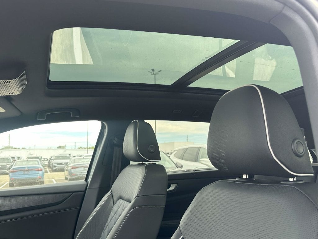 2026 Volkswagen Atlas Cross Sport SEL Premium R-Line