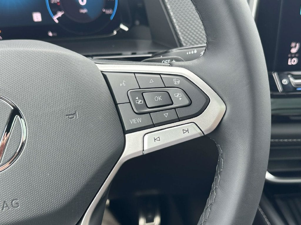 2026 Volkswagen Atlas Cross Sport SEL Premium R-Line