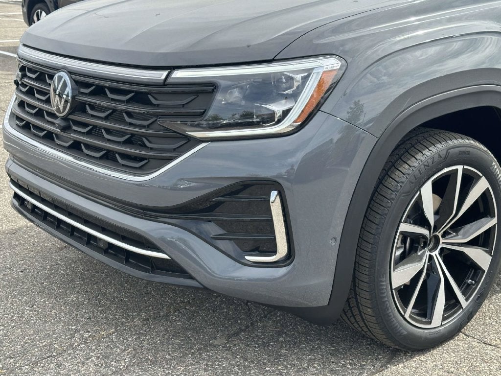 2026 Volkswagen Atlas Cross Sport SEL Premium R-Line
