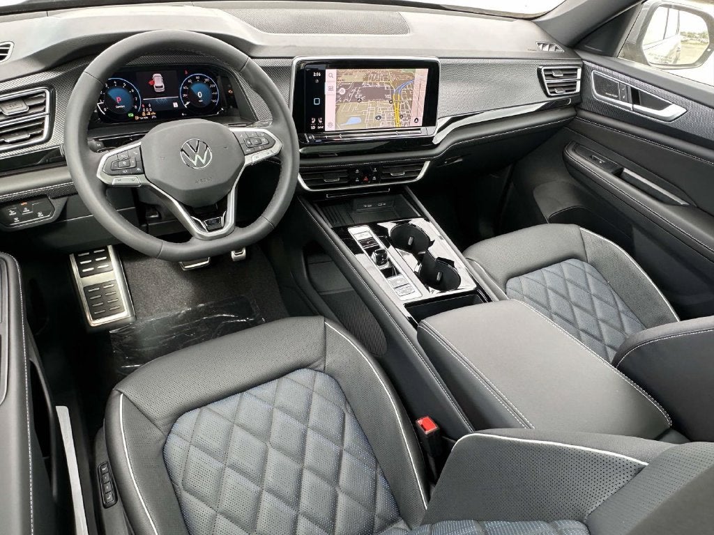 2026 Volkswagen Atlas Cross Sport SEL Premium R-Line