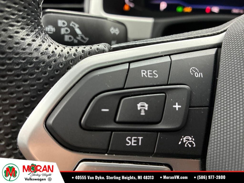 2023 Volkswagen Atlas Cross Sport 3.6L V6 SEL Premium R-Line
