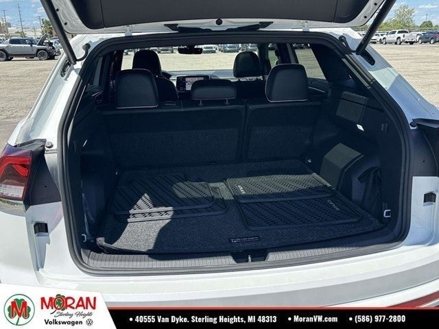 2024 Volkswagen Atlas Cross Sport 2.0T SEL Premium R-Line