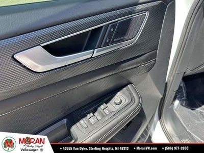 2024 Volkswagen Atlas Cross Sport 2.0T SEL Premium R-Line