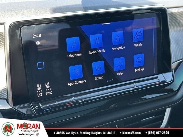 2024 Volkswagen Atlas Cross Sport 2.0T SEL Premium R-Line