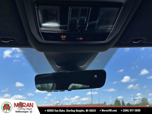2024 Volkswagen Atlas Cross Sport 2.0T SEL Premium R-Line