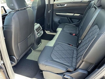 2026 Volkswagen Atlas 2.0T SEL Premium R-Line