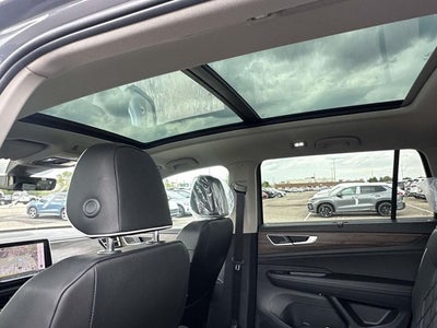 2026 Volkswagen Atlas 2.0T SEL Premium R-Line
