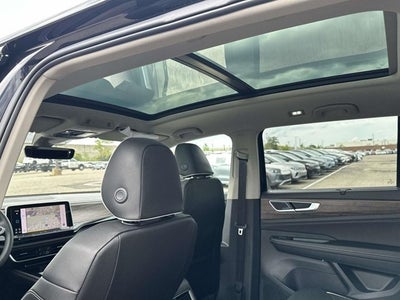 2026 Volkswagen Atlas 2.0T SEL Premium R-Line