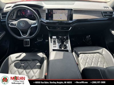 2024 Volkswagen Atlas 2.0T SEL Premium R-Line