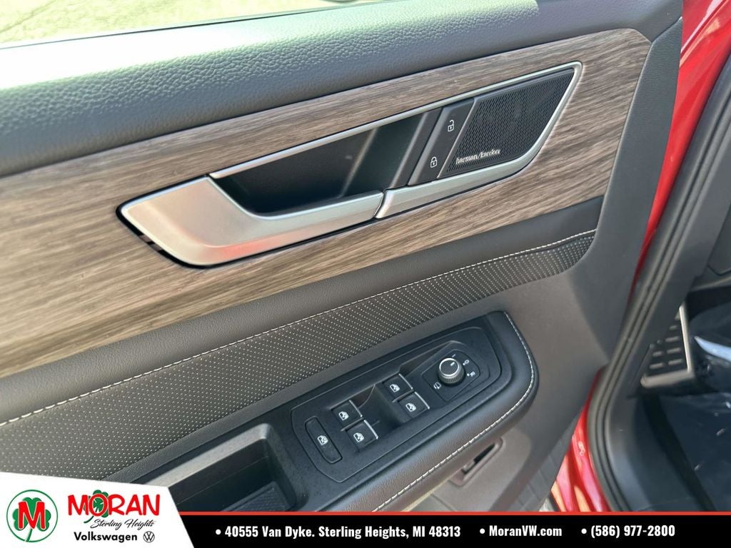 2024 Volkswagen Atlas 2.0T SEL Premium R-Line