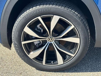 2025 Volkswagen Atlas 2.0T SEL Premium R-Line