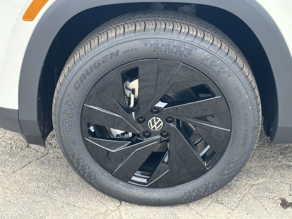 2027 Volkswagen Atlas SE w/Technology