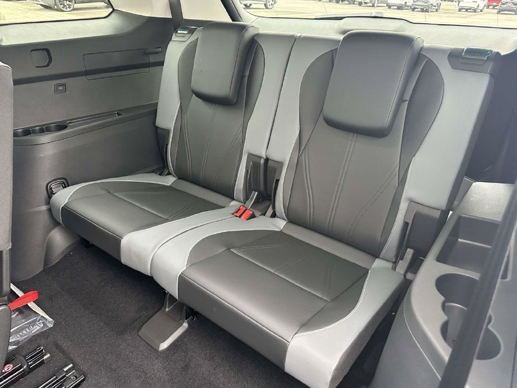 2027 Volkswagen Atlas SE w/Technology