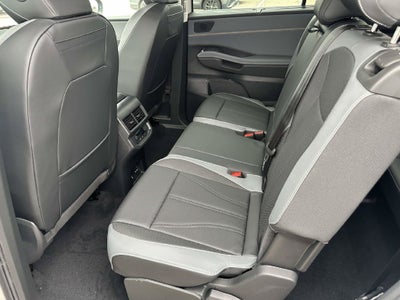 2027 Volkswagen Atlas SE w/Technology