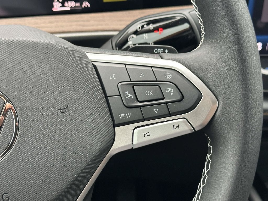 2027 Volkswagen Atlas SE w/Technology