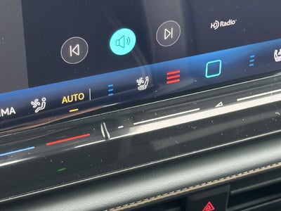 2027 Volkswagen Atlas SE w/Technology