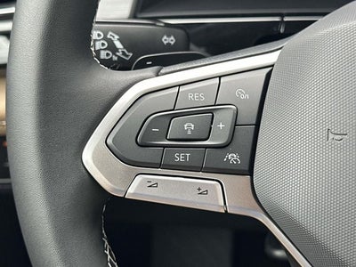 2026 Volkswagen Atlas Cross Sport 2.0T SE w/Technology