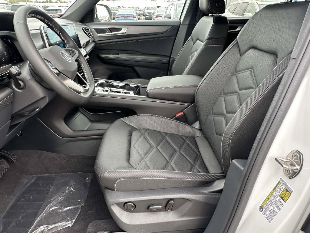 2026 Volkswagen Atlas Cross Sport SE w/Technology