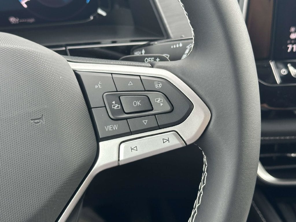 2026 Volkswagen Atlas Cross Sport SE w/Technology